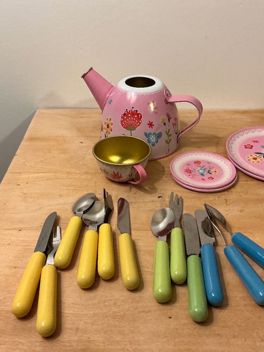 Kids Kitchen playware, Metal Tea set and Vintage Ceramic play utensils